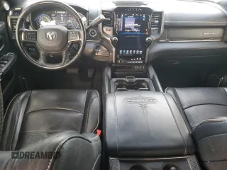 2020 Ram 2500 Limited z VIN 3C6UR5SL9LG282626, wystawiony jako Copart lot #78934634 z przebiegiem 121 895 mil mil oraz Szkoda całkowita • Salvage title. Historia ofert i sprzedaży dostępna na DreamBid. Obrazek 8.