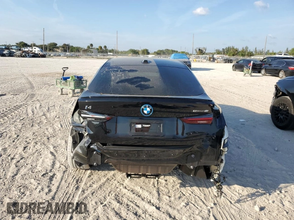 2023 BMW i4 eDrive40 z VIN WBY73AW07PFP07184, wystawiony jako Copart lot #42594723 z przebiegiem 1 547 mil mil oraz . Historia ofert i sprzedaży dostępna na DreamBid. Obrazek 6.