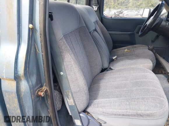 1990 Ford Ranger with VIN 1FTCR11T4LUB52586, listed as a IAAI auction lot 40423489 with 24,823 mi miles and . Bid and sale history available at DreamBid. Image 8.