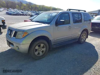 2006 Nissan Pathfinder SE with VIN 5N1AR18W06C625090, listed as a IAAI auction lot 42033313 with 263,131 mi miles. Bid and sale history available at carsss.com. Image 22.