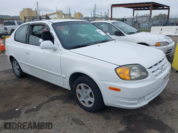 2005 Hyundai Accent GLS with VIN KMHCG35C45U327283, listed as a IAAI auction lot 41585862 with 85,791 mi miles. Bid and sale history available at carsss.com. Image 1.