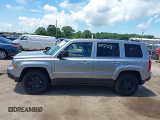 2016 Jeep Patriot Sport с VIN 1C4NJPBA3GD679346, выставлен на аукционе IAAI как лот 42573331 с пробегом 111 531 миль миль и . История ставок и продаж доступна на DreamBid. Изображение 15.