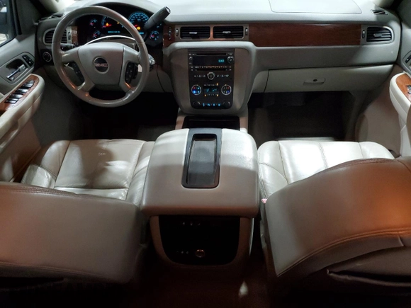 2008 GMC Yukon SLT w/4SB with VIN 1GKFK13058J191172, listed as a Copart auction lot 42023865 with 206,303 mi miles and Clean Title. Bid and sale history available at carsss.com. Image 8.