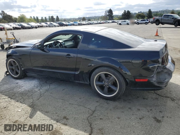 2008 Ford Mustang GT Deluxe z VIN 1ZVHT82H185162646, wystawiony jako Copart lot #51623075 z przebiegiem 106 896 mil mil oraz Szkoda całkowita • Salvage title. Historia ofert i sprzedaży dostępna na DreamBid. Obrazek 2.