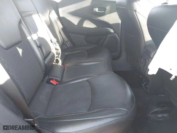 2019 Jeep Compass Latitude with VIN 3C4NJDBB9KT828935, listed as a IAAI auction lot 41865492 with 102,744 mi miles. Bid and sale history available at carsss.com. Image 8.