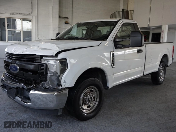 2019 Ford Super Duty F-250 SRW XL with VIN 1FTBF2A61KEE54690, listed as a Copart auction lot 83430304 with 43,609 mi miles and Salvage Title. Bid and sale history available at carsss.com. Image 2.