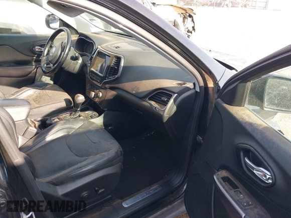2020 Jeep Cherokee Limited with VIN 1C4PJLDB9LD610338, listed as a IAAI auction lot 42384794 with 120,305 mi miles and . Bid and sale history available at DreamBid. Image 5.