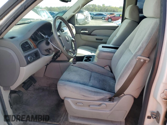 2007 GMC Yukon XL SLT with VIN 1GKFC16JX7J178806, listed as a Copart auction lot 48370045 with 238,522 mi miles and Clean Title. Bid and sale history available at carsss.com. Image 7.