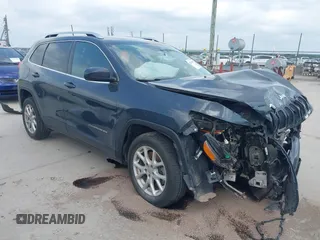 2018 Jeep Cherokee Latitude Plus с VIN 1C4PJLLB7JD573322, выставлен на аукционе IAAI как лот 42162841 с пробегом 81 938 миль миль и . История ставок и продаж доступна на DreamBid. Изображение 1.