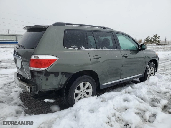 2012 Toyota Highlander with VIN 5TDBK3EH8CS121962, listed as a Copart auction lot 44454445 with 114,011 mi miles and Salvage Title. Bid and sale history available at carsss.com. Image 3.