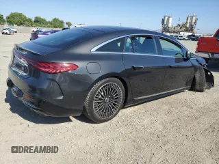 2022 Mercedes-Benz EQS 450+ z VIN W1KCG2DB2NA014795, wystawiony jako Copart lot #57669685 z przebiegiem Nie podano mil oraz Szkoda całkowita • Salvage title. Historia ofert i sprzedaży dostępna na DreamBid. Obrazek 3.