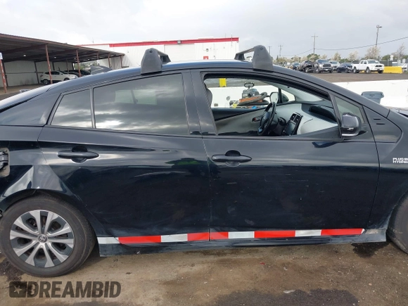 2020 Toyota Prius LE with VIN JTDKARFPXL3145838, listed as a IAAI auction lot 41936362 with 255,980 mi miles and . Bid and sale history available at DreamBid. Image 13.