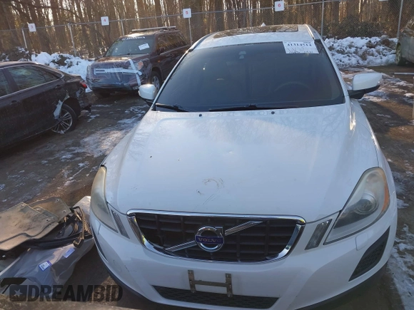 2013 Volvo XC60 T6 z VIN YV4902DZ1D2370635, wystawiony jako IAAI lot #41314514 z przebiegiem 171 696 mil mil oraz . Historia ofert i sprzedaży dostępna na DreamBid. Obrazek 13.