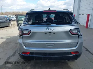 2022 Jeep Compass Limited z VIN 3C4NJDCB8NT115480, wystawiony jako IAAI lot #41677377 z przebiegiem 66 451 mil mil oraz . Historia ofert i sprzedaży dostępna na DreamBid. Obrazek 17.