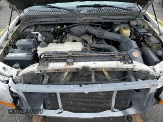1999 Ford F-250 XL with VIN 1FTNX20L3XEA81807, listed as a Copart auction lot 58036385 with 251,614 mi miles and Salvage title. Bid and sale history available at DreamBid. Image 11.