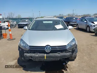 2011 Volkswagen Jetta SE with VIN 3VWPX7AJ7BM640228, listed as a IAAI auction lot 42102277 with 134,936 mi miles and . Bid and sale history available at DreamBid. Image 6.