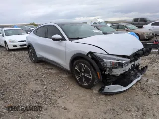 2021 Ford Mustang Mach-E Select z VIN 3FMTK1RM4MMA43693, wystawiony jako Copart lot #53386005 z przebiegiem 40 450 mil mil oraz Szkoda całkowita • Salvage title. Historia ofert i sprzedaży dostępna na DreamBid. Obrazek 4.