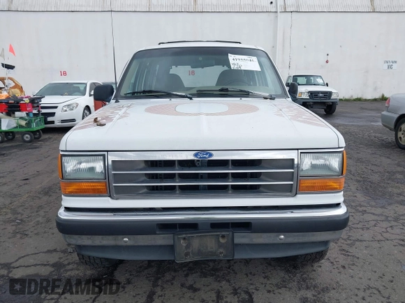 1994 Ford Explorer Eddie Bauer z VIN 1FMDU34X0RUB38962, wystawiony jako IAAI lot #41955041 z przebiegiem 1 088 mil mil oraz . Historia ofert i sprzedaży dostępna na DreamBid. Obrazek 12.