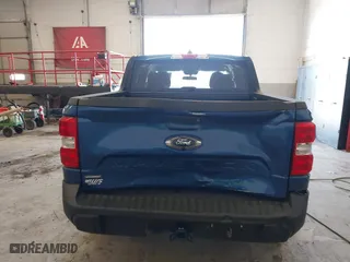 2024 Ford Maverick XLT with VIN 3FTTW8H32RRA67690, listed as a IAAI auction lot 41924897 with 10,981 mi miles. Bid and sale history available at carsss.com. Image 16.