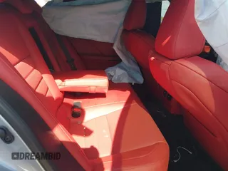 2024 Lexus IS 350 F Sport z VIN JTHGZ1B25R5078605, wystawiony jako IAAI lot #42130150 z przebiegiem 10 540 mil mil oraz . Historia ofert i sprzedaży dostępna na DreamBid. Obrazek 8.
