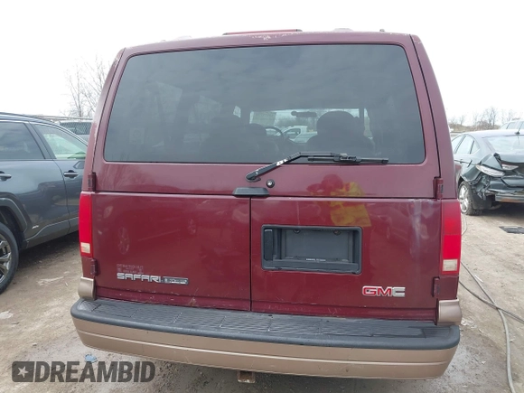 2003 GMC Safari with VIN 1GKEL19X63B512930, listed as a IAAI auction lot 41971720 with 180,630 mi miles and . Bid and sale history available at DreamBid. Image 16.