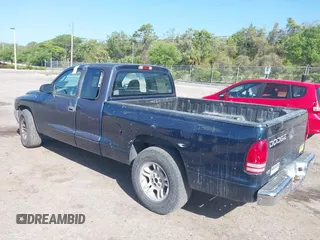 2001 Dodge Dakota Sport with VIN 1B7GL22N51S154848, listed as a IAAI auction lot 41941697 with 195,002 mi miles. Bid and sale history available at carsss.com. Image 3.