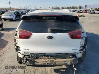 2020 Kia Niro EX Premium with VIN KNDCE3LG8L5080096, listed as a Copart auction lot 89320255 with 115,526 mi miles and Salvage Title. Bid and sale history available at DreamBid. Image 6.