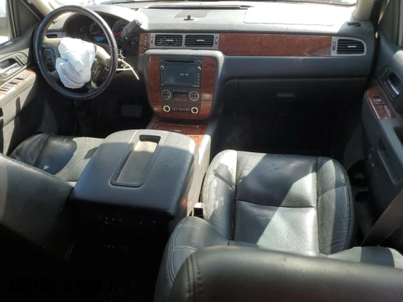 2011 Chevrolet Suburban LTZ with VIN 1GNSKKE33BR397551, listed as a Copart auction lot 48758825 with 266,068 mi miles and Salvage Title. Bid and sale history available at carsss.com. Image 8.