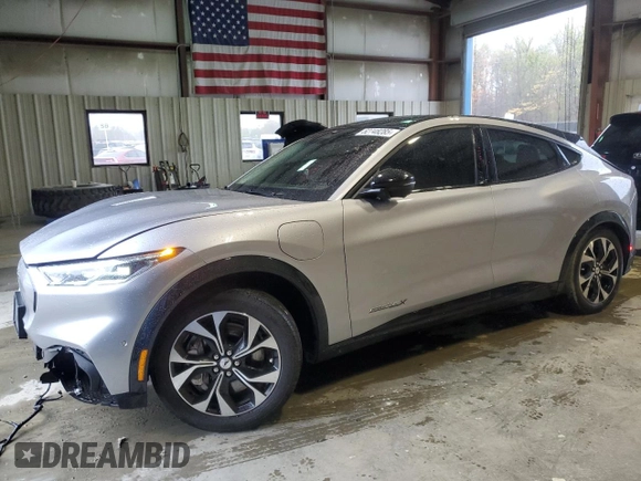 2021 Ford Mustang Mach-E Premium с VIN 3FMTK3R79MMA21145, выставлен на аукционе Copart как лот 52748285 с пробегом 55 497 миль миль и Списание • Salvage title. История ставок и продаж доступна на DreamBid. Изображение 1.