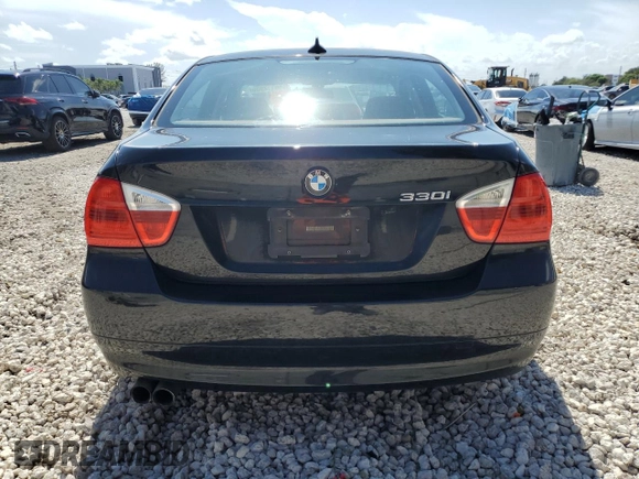 2006 BMW 3 Series 330i с VIN WBAVB33506PS16243, выставлен на аукционе Copart как лот 56112935 с пробегом 153 657 миль миль и Списание • Salvage title. История ставок и продаж доступна на DreamBid. Изображение 6.