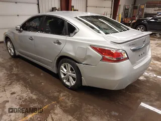 2015 Nissan Altima SL with VIN 1N4AL3AP7FN869950, listed as a IAAI auction lot 41588907 with 61,833 mi miles and . Bid and sale history available at DreamBid. Image 3.