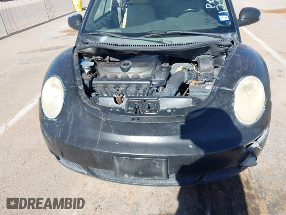2007 Volkswagen Beetle with VIN 3VWSF31YX7M403856, listed as a IAAI auction lot 42419312 with 175,004 mi miles and . Bid and sale history available at DreamBid. Image 6.