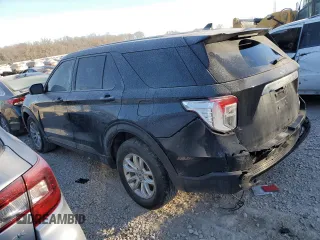 2021 Ford Explorer with VIN 1FMSK8BH0MGA57828, listed as a Copart auction lot 87733745 with 37,057 mi miles and Salvage Title. Bid and sale history available at carsss.com. Image 2.
