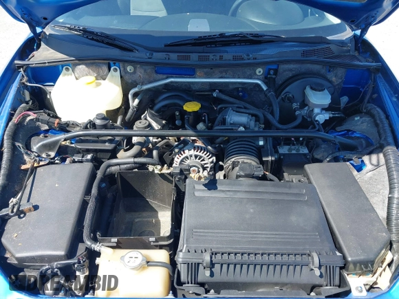 2005 Mazda RX-8 z VIN JM1FE17NX50157626, wystawiony jako IAAI lot #41885669 z przebiegiem 106 835 mil mil oraz . Historia ofert i sprzedaży dostępna na DreamBid. Obrazek 10.