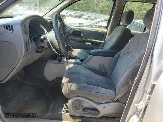2004 Chevrolet TrailBlazer LT with VIN 1GNDS13S042273469, listed as a Copart auction lot 53825325 with 173,179 mi miles and Clean Title. Bid and sale history available at carsss.com. Image 7.