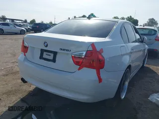 2006 BMW 3 Series 325i with VIN WBAVB135X6KX64106, listed as a IAAI auction lot 41965946 with 1 mi miles. Bid and sale history available at carsss.com. Image 4.