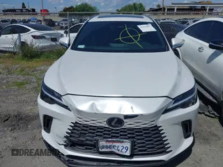 2025 Lexus RX with VIN 2T2BBMCA2SC072336, listed as a IAAI auction lot 41919853 with 1,266 mi miles. Bid and sale history available at carsss.com. Image 13.