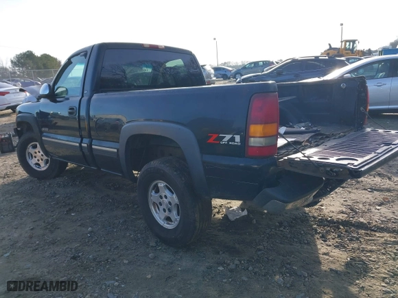 2001 Chevrolet Silverado 1500 LS with VIN 1GCEK14T11Z103743, listed as a IAAI auction lot 41300118 with 1 mi miles. Bid and sale history available at carsss.com. Image 3.
