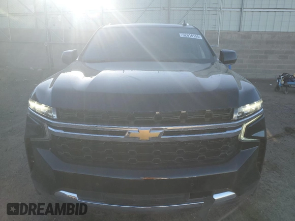 2023 Chevrolet Tahoe LS z VIN 1GNSKMKD4PR184687, wystawiony jako Copart lot #52014155 z przebiegiem 27 363 mil mil oraz Szkoda całkowita • Salvage title. Historia ofert i sprzedaży dostępna na DreamBid. Obrazek 5.