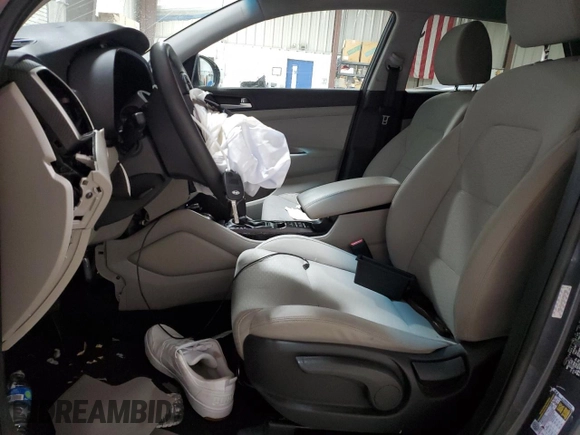 2019 Hyundai Tucson SE with VIN KM8J2CA43KU992708, listed as a Copart auction lot 57104054 with 0 mi miles and Non Repairable. Bid and sale history available at carsss.com. Image 7.