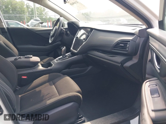 2023 Subaru Legacy Premium z VIN 4S3BWAD63P3015354, wystawiony jako IAAI lot #42469426 z przebiegiem 33 468 mil mil oraz . Historia ofert i sprzedaży dostępna na DreamBid. Obrazek 5.