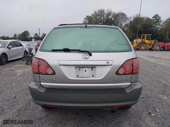 2000 Lexus RX 300 with VIN JT6GF10U4Y0072005, listed as a IAAI auction lot 41632324 with 236,004 mi miles. Bid and sale history available at carsss.com. Image 16.