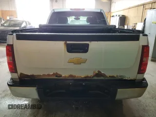 2012 Chevrolet Silverado 1500 LT with VIN 3GCPKSE71CG204560, listed as a Copart auction lot 55096145 with 215,636 mi miles and Clean Title. Bid and sale history available at DreamBid. Image 6.