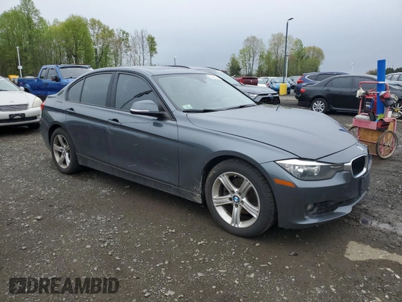 2015 BMW 3 Series 320i xDrive with VIN WBA3C3G51FNT51452, listed as a Copart auction lot 55426245 with 81,001 mi miles and Salvage title. Bid and sale history available at DreamBid. Image 4.