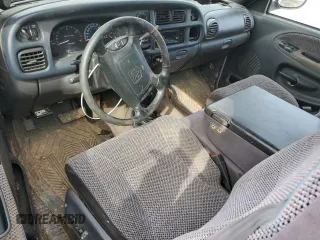 2002 Dodge 2500 z VIN 3B7KF23652M254130, wystawiony jako Copart lot #46287245 z przebiegiem 213 577 mil mil oraz Szkoda całkowita • Salvage title. Historia ofert i sprzedaży dostępna na DreamBid. Obrazek 8.
