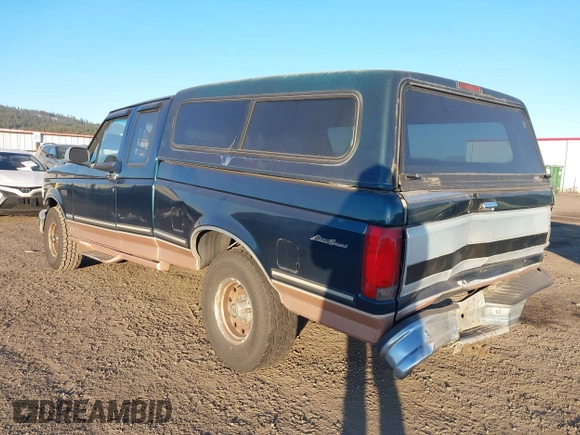 1995 Ford F-150 z VIN 1FTEX14H7SKA83280, wystawiony jako IAAI lot #41443410 z przebiegiem 334 830 mil mil oraz . Historia ofert i sprzedaży dostępna na DreamBid. Obrazek 3.