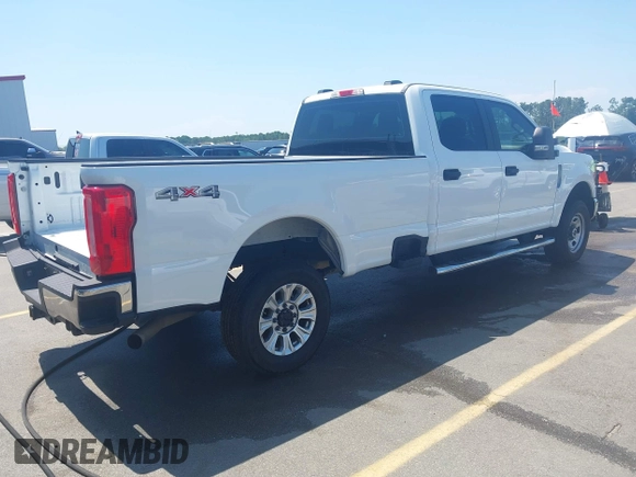 2022 Ford F-250 XL с VIN 1FT7W2B64NED83140, выставлен на аукционе IAAI как лот 42564764 с пробегом 77 458 миль миль и . История ставок и продаж доступна на DreamBid. Изображение 4.