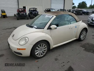 2008 Volkswagen Beetle SE с VIN 3VWRF31Y08M404756, выставлен на аукционе Copart как лот 72099234 с пробегом 121 010 миль миль и Чистый • Clean title. История ставок и продаж доступна на DreamBid. Изображение 1.