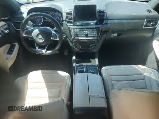 2018 Mercedes-Benz GLE 63 S AMG z VIN 4JGED7FB9JA108622, wystawiony jako Copart lot #57044435 z przebiegiem 138 830 mil mil oraz Czysty tytuł • Clean title. Historia ofert i sprzedaży dostępna na DreamBid. Obrazek 8.