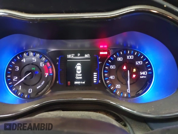 2015 Chrysler 200 S with VIN 1C3CCCBB7FN629131, listed as a IAAI auction lot 41428282 with 290,014 mi miles and . Bid and sale history available at carsss.com. Image 7.